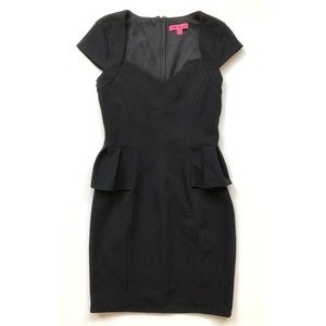 Betsey Johnson Black Cap Sleeve Side Peplum Sweetheart Neck Women’s Dress Size 6
